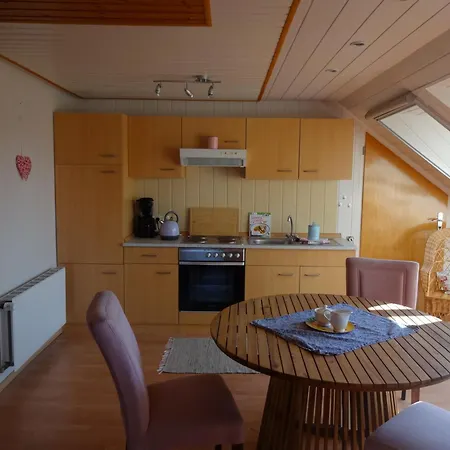 Still Hoern 3 Krummhoern